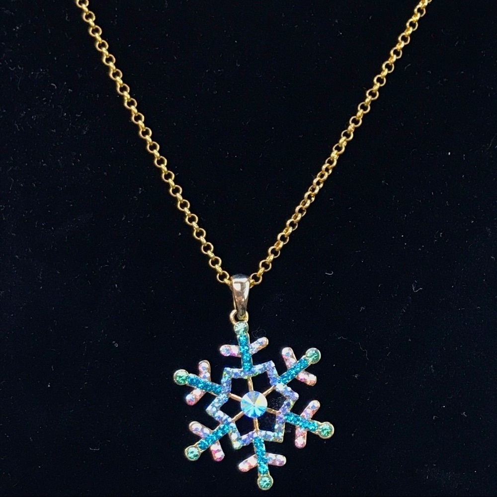 Snowflake Necklace - Picture 2 of 2